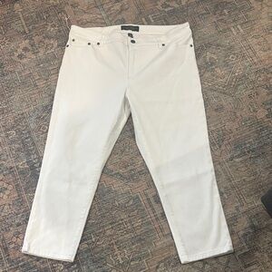 Ralph Lauren Women’s Petite Classic Straight Leg Cropped WHITE jeans - size 14P